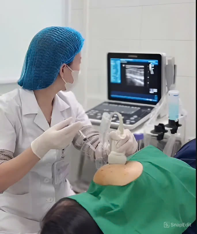 Tiêm nong khớp vai – Giải pháp hiệu quả trong điều trị đông cứng khớp vai